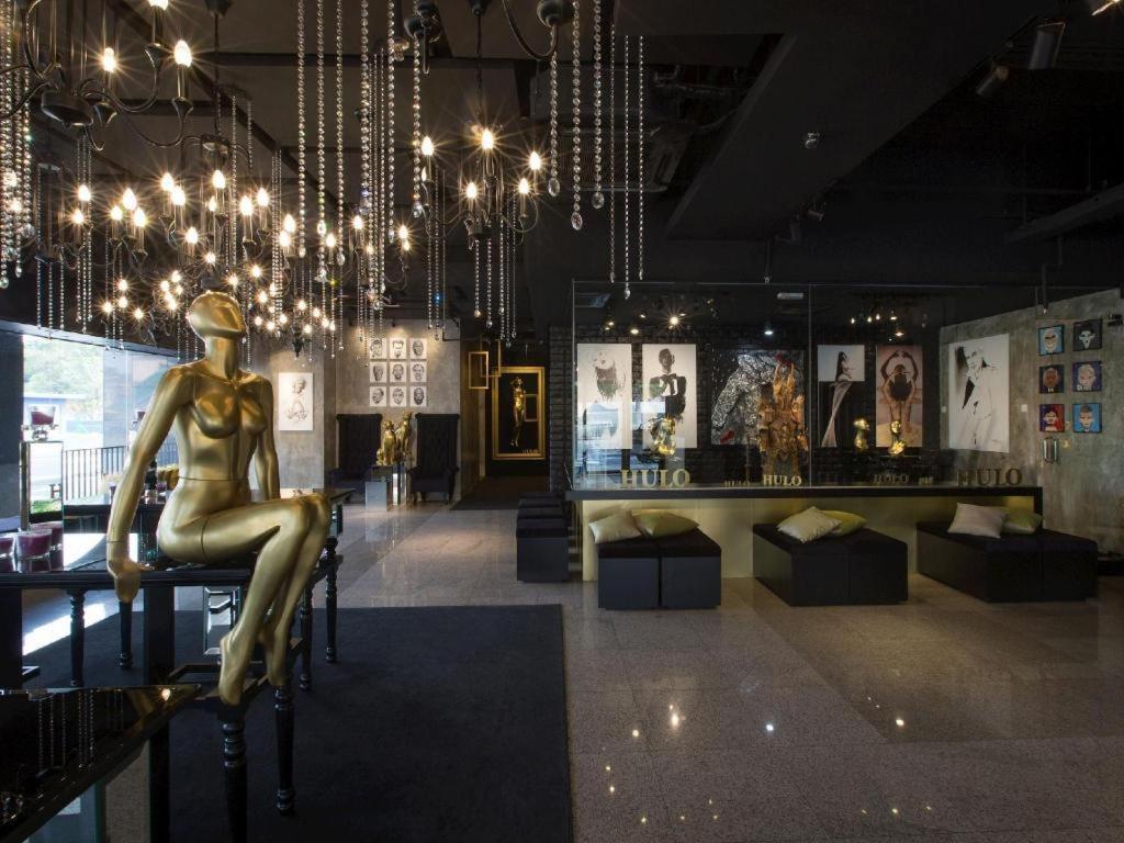 קואלה לומפור The Hulo Hotel & Gallery מראה חיצוני תמונה