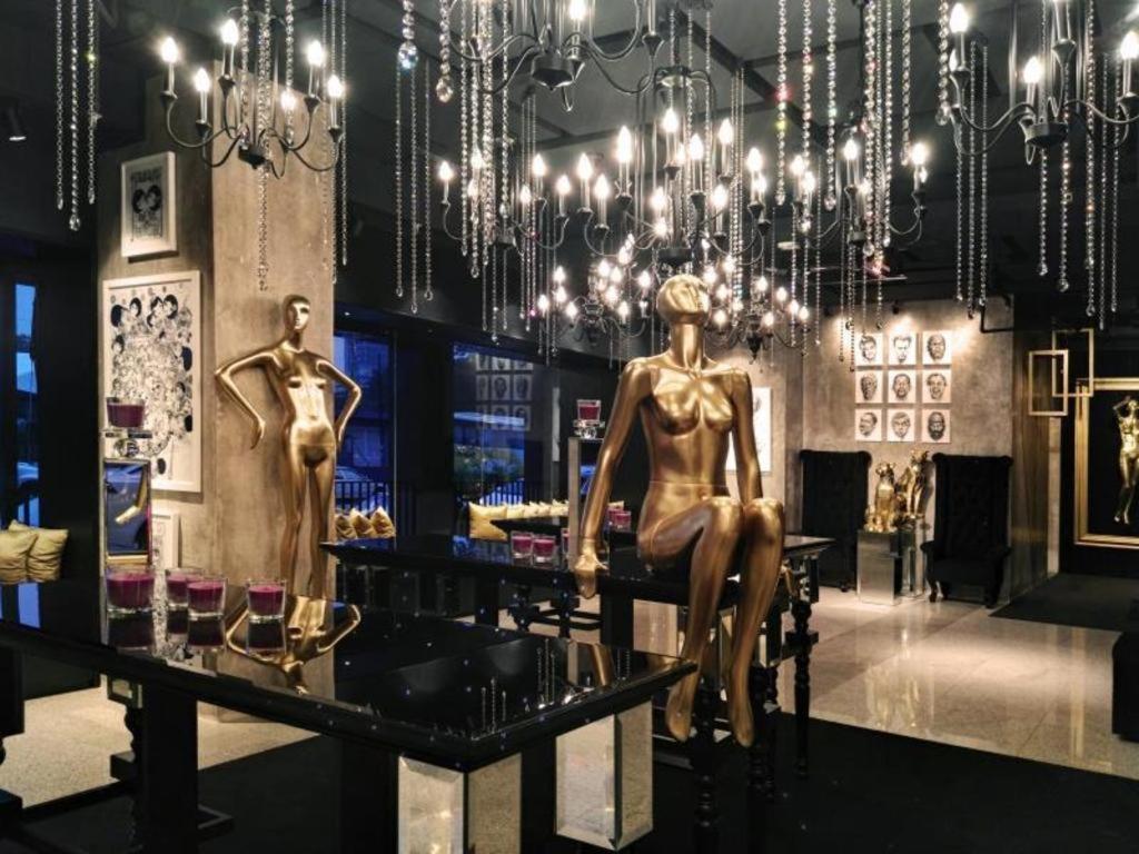 קואלה לומפור The Hulo Hotel & Gallery מראה חיצוני תמונה